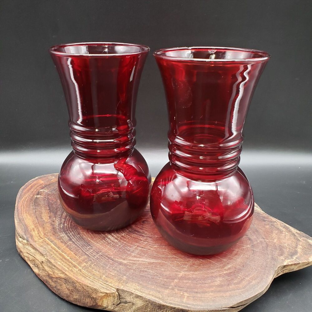 2 Vintage Anchor Hocking Royal Ruby Red Glass Flower Vases Ribbed Ring Bulb 7"